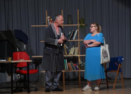 Predstava Krivica boli (12)